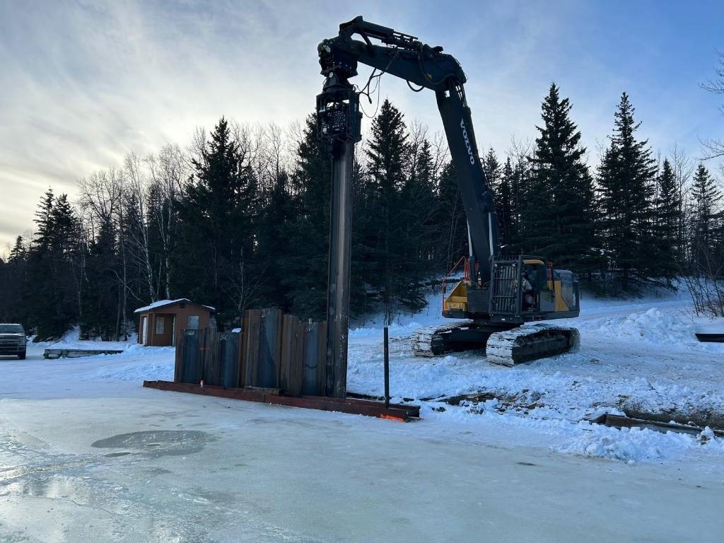 AJCE EUROPE AVH40ST Vibro Hammer Sheet Pile Driver - Палебійна установка: фото 1 AJCE EUROPE AVH40ST Vibro Hammer Sheet Pile Driver - Палебійна установка: фото 1