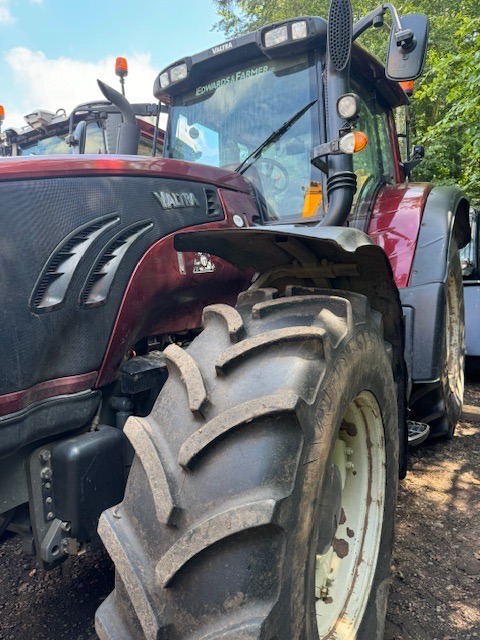 VALTRA T183 DIRECT DRIVE - Трактор: фото 1 VALTRA T183 DIRECT DRIVE - Трактор: фото 1
