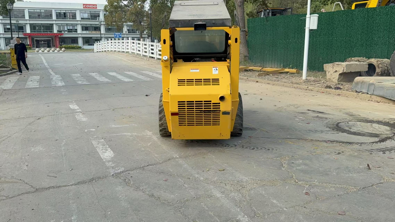 CASE 1825 - Міні-навантажувач: фото 4 CASE 1825 - Міні-навантажувач: фото 4