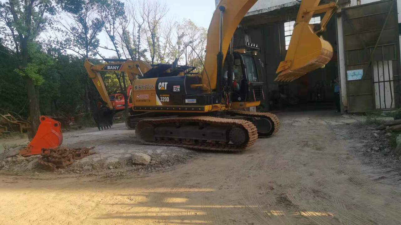 CATERPILLAR 320D - Гусеничний екскаватор: фото 4 CATERPILLAR 320D - Гусеничний екскаватор: фото 4