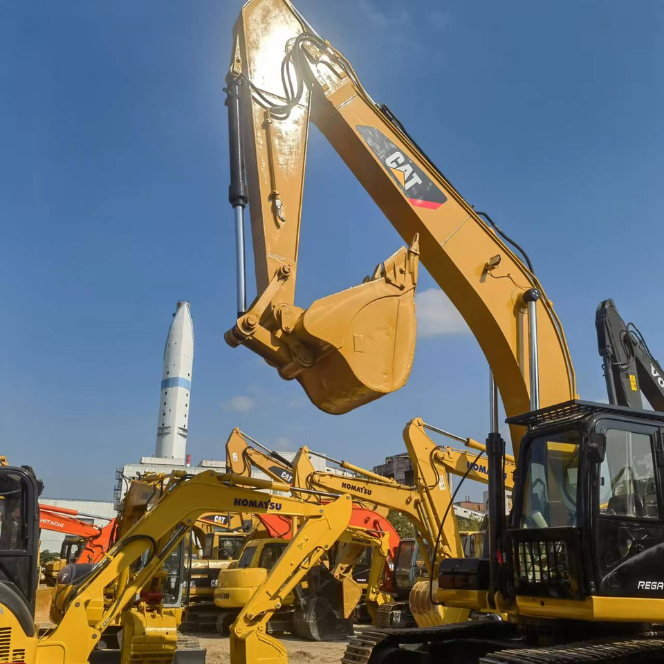 CATERPILLAR 330D - Гусеничний екскаватор: фото 4 CATERPILLAR 330D - Гусеничний екскаватор: фото 4