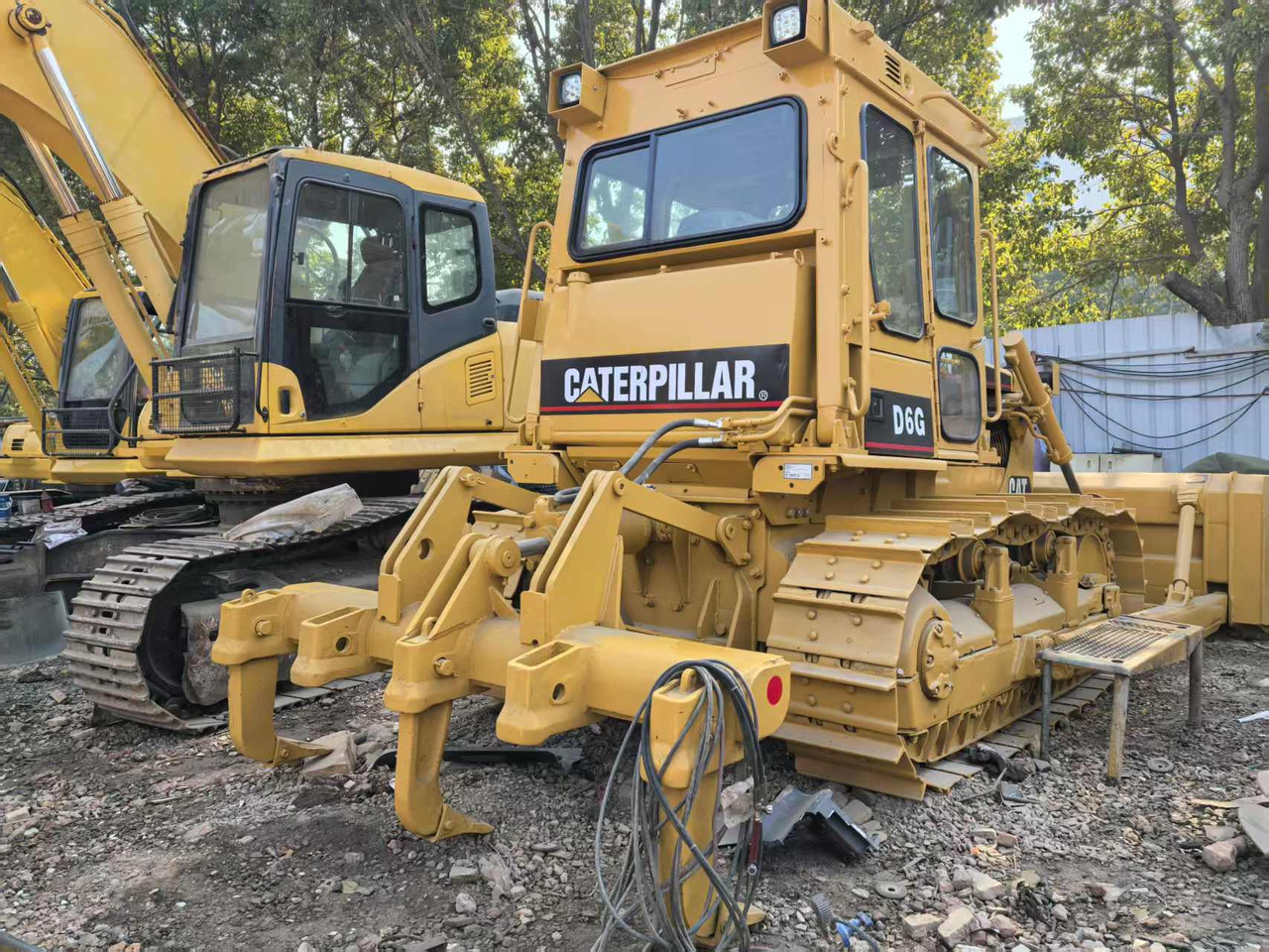 CATERPILLAR D6G - Бульдозер: фото 3 CATERPILLAR D6G - Бульдозер: фото 3