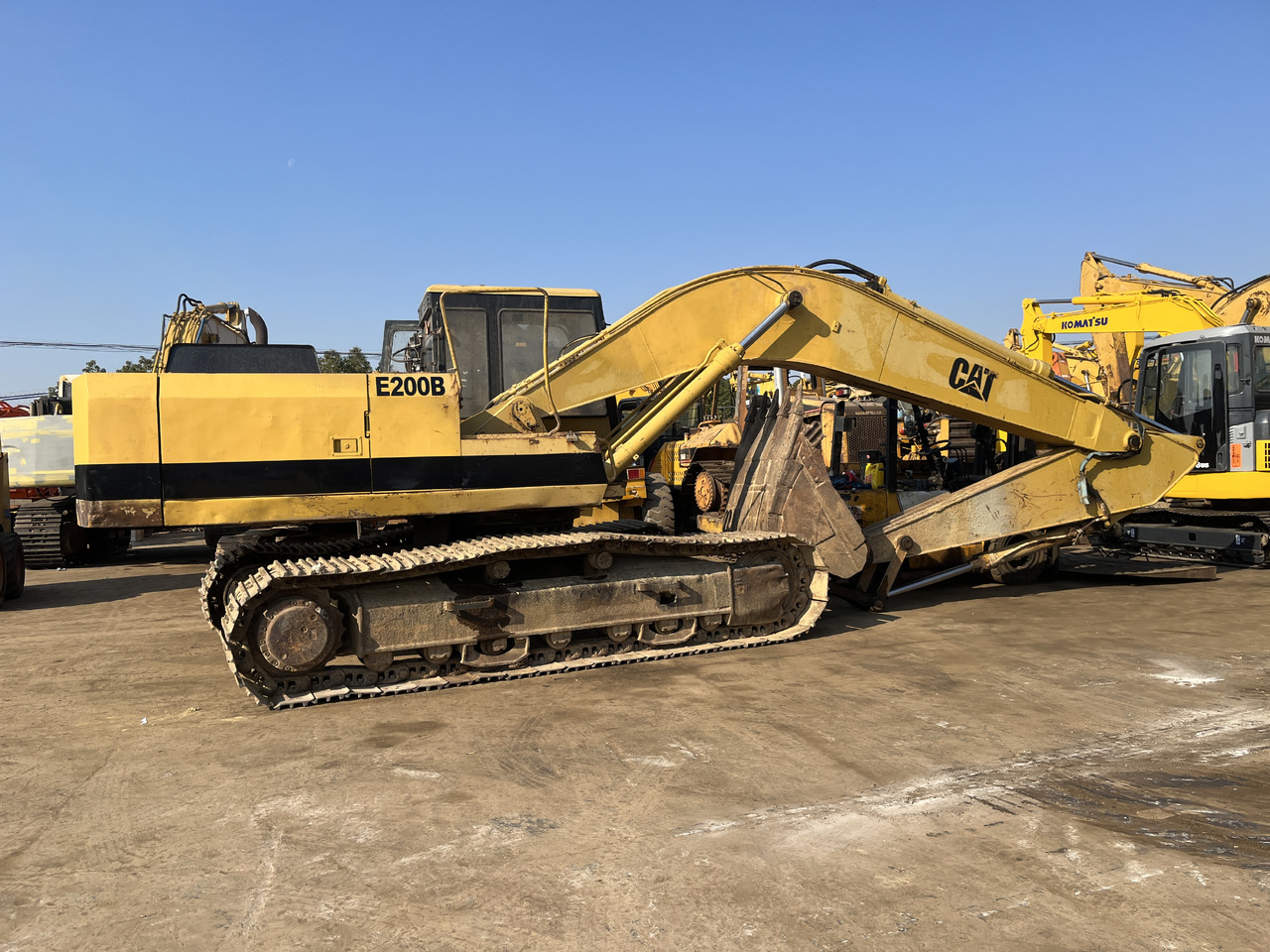 CATERPILLAR E200 - Екскаватор: фото 1 CATERPILLAR E200 - Екскаватор: фото 1