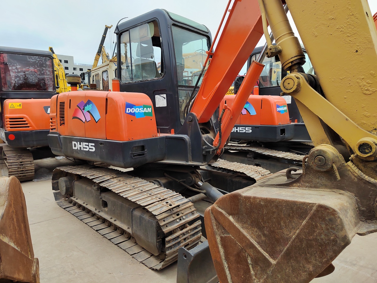 DOOSAN DH55 - Міні-екскаватор: фото 1 DOOSAN DH55 - Міні-екскаватор: фото 1
