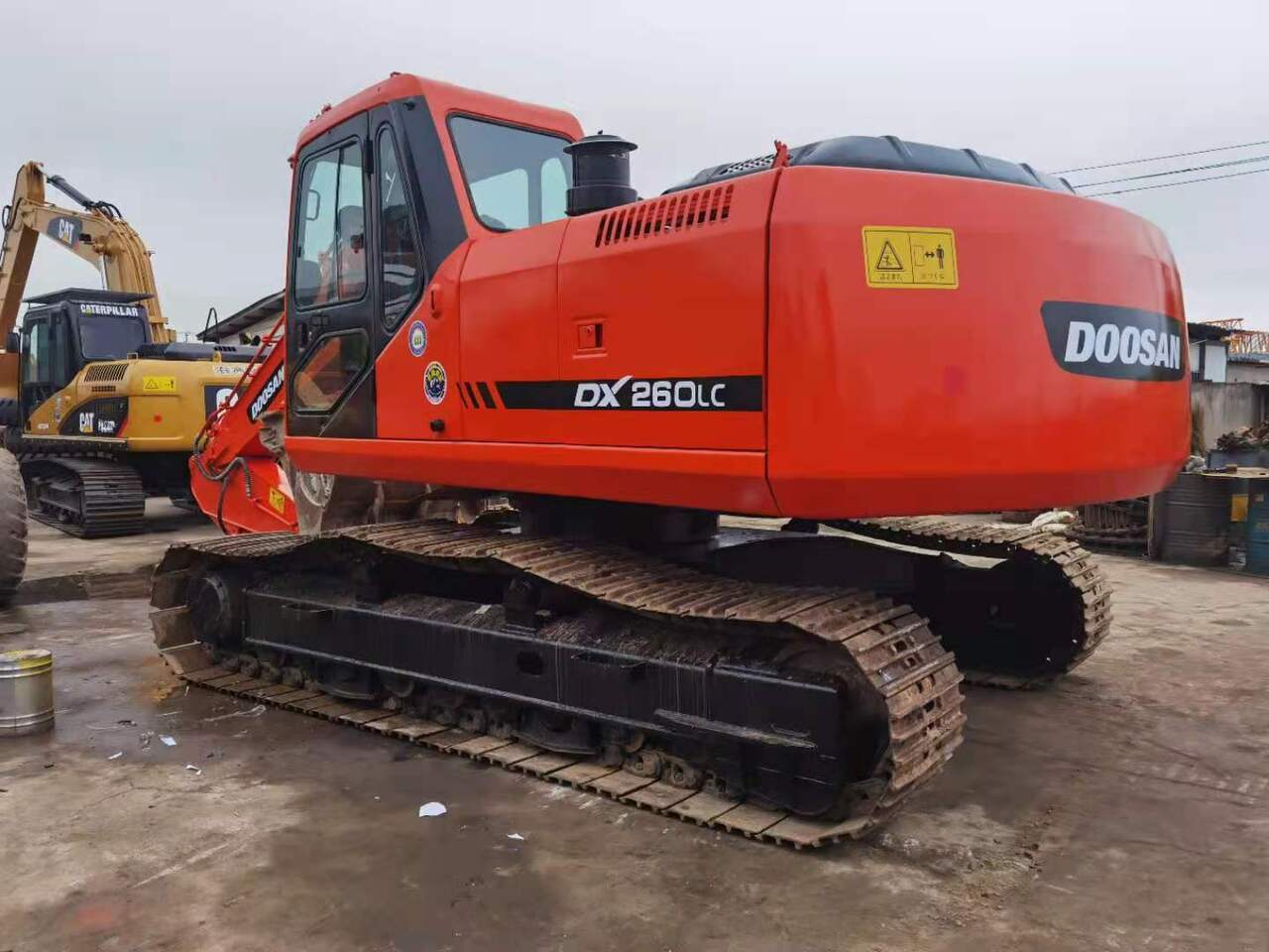 DOOSAN DX260 - Гусеничний екскаватор: фото 1 DOOSAN DX260 - Гусеничний екскаватор: фото 1