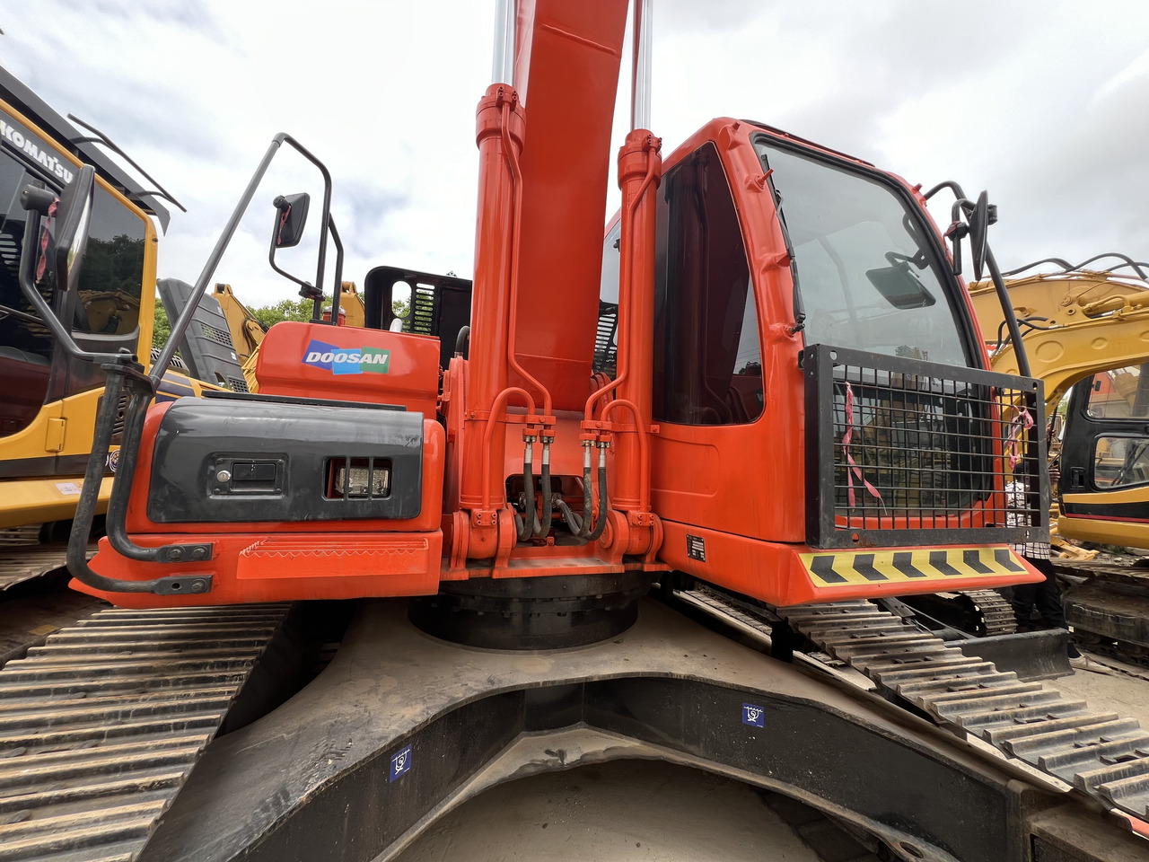DOOSAN DX300 LC-7 - Гусеничний екскаватор: фото 4 DOOSAN DX300 LC-7 - Гусеничний екскаватор: фото 4