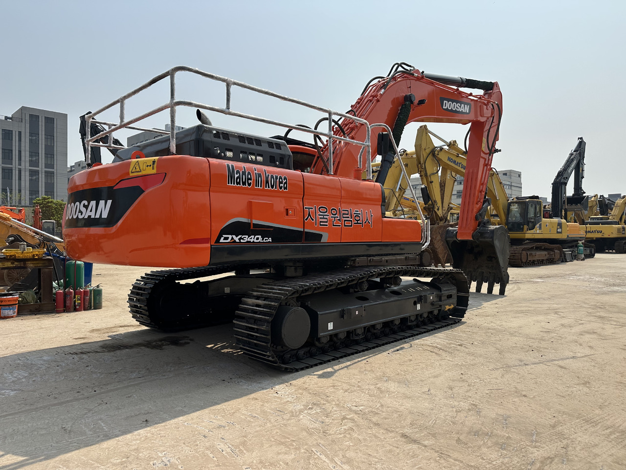 DOOSAN DX340LCA - Гусеничний екскаватор: фото 2 DOOSAN DX340LCA - Гусеничний екскаватор: фото 2