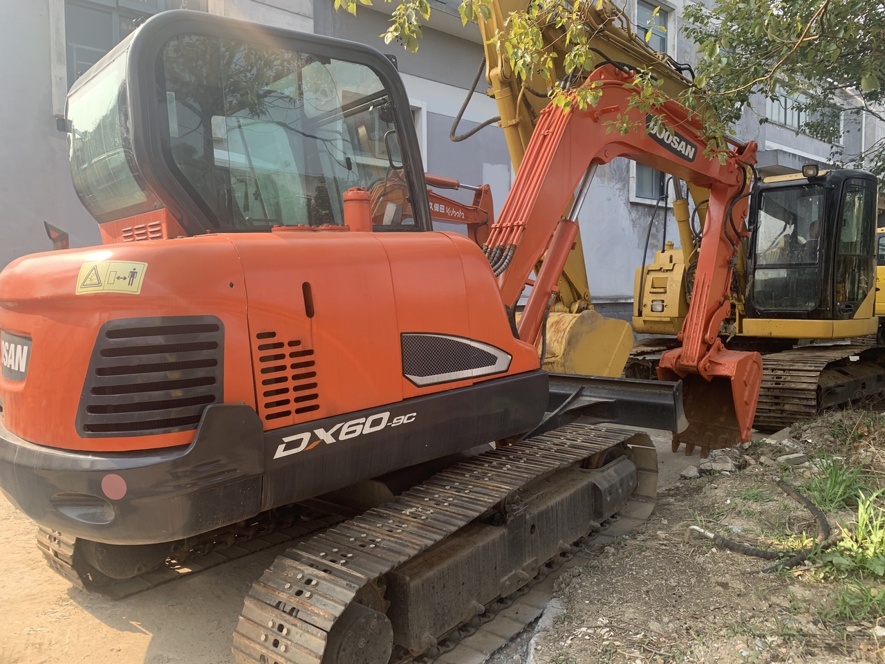 DOOSAN DX60-9 - Міні-екскаватор: фото 2 DOOSAN DX60-9 - Міні-екскаватор: фото 2