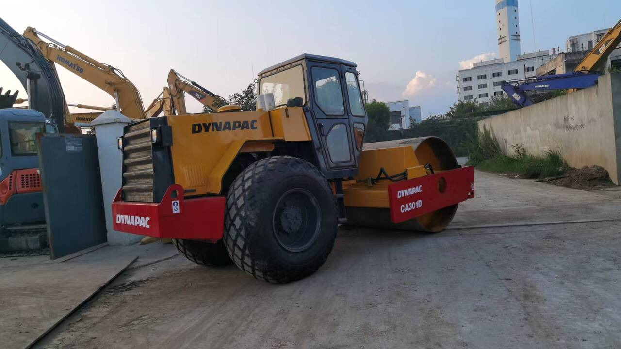 Каток DYNAPAC CA301D-roller: фото 7 Каток DYNAPAC CA301D-roller: фото 7