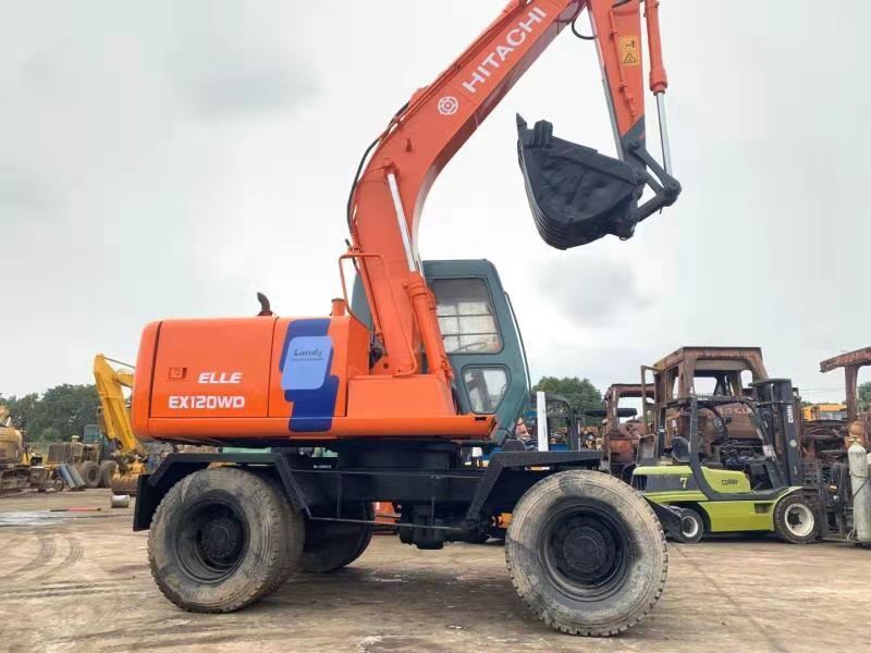 HITACHI EX120WD - Колісний екскаватор: фото 2 HITACHI EX120WD - Колісний екскаватор: фото 2