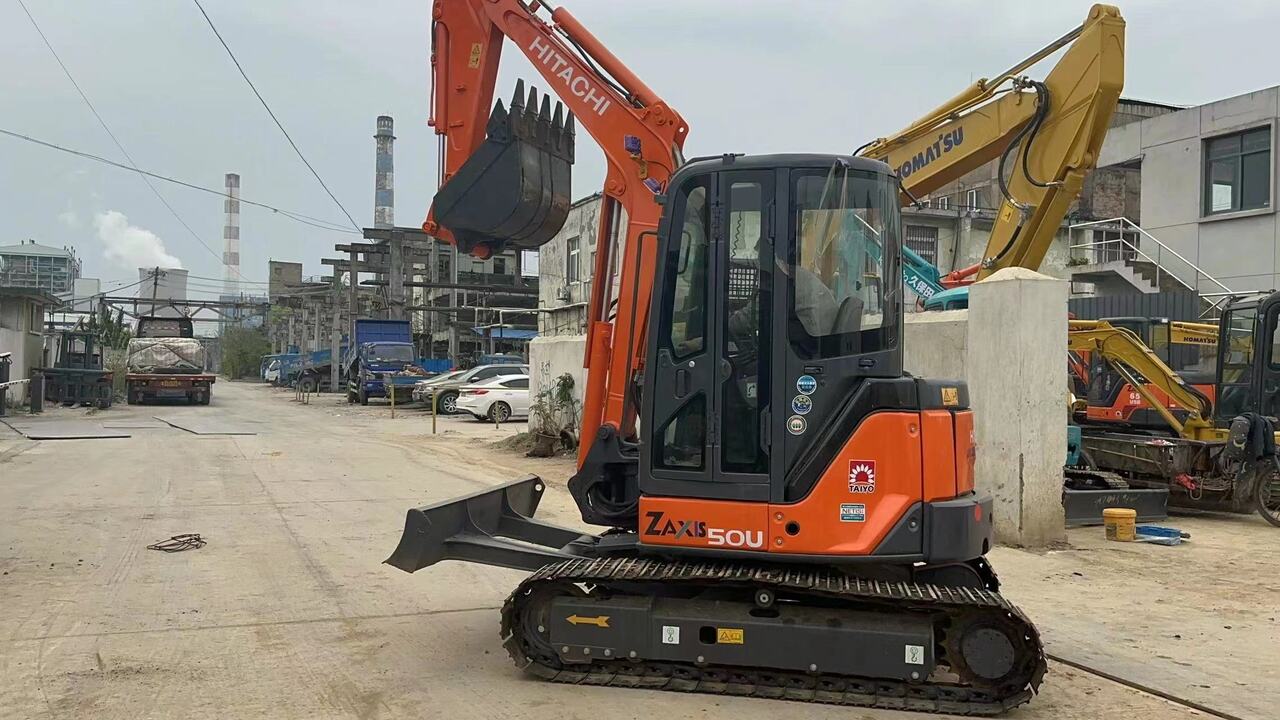 HITACHI ZX50U-2 - Міні-екскаватор: фото 3 HITACHI ZX50U-2 - Міні-екскаватор: фото 3