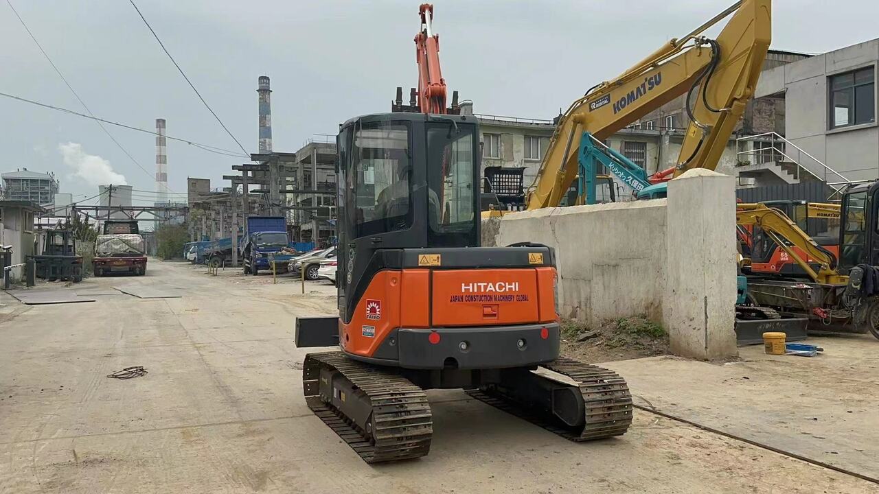 HITACHI ZX50U-2 - Міні-екскаватор: фото 2 HITACHI ZX50U-2 - Міні-екскаватор: фото 2