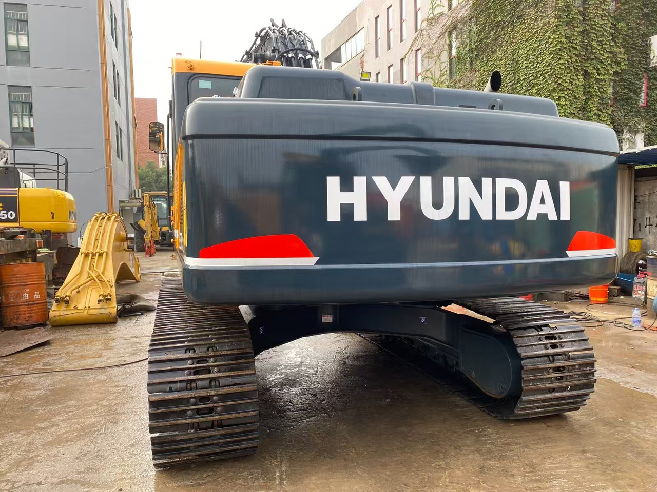 HYUNDAI R225LC-9T - Гусеничний екскаватор: фото 2 HYUNDAI R225LC-9T - Гусеничний екскаватор: фото 2