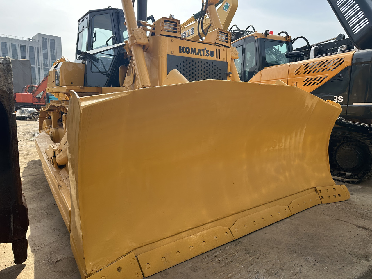KOMATSU D155A-2 - Бульдозер: фото 3 KOMATSU D155A-2 - Бульдозер: фото 3