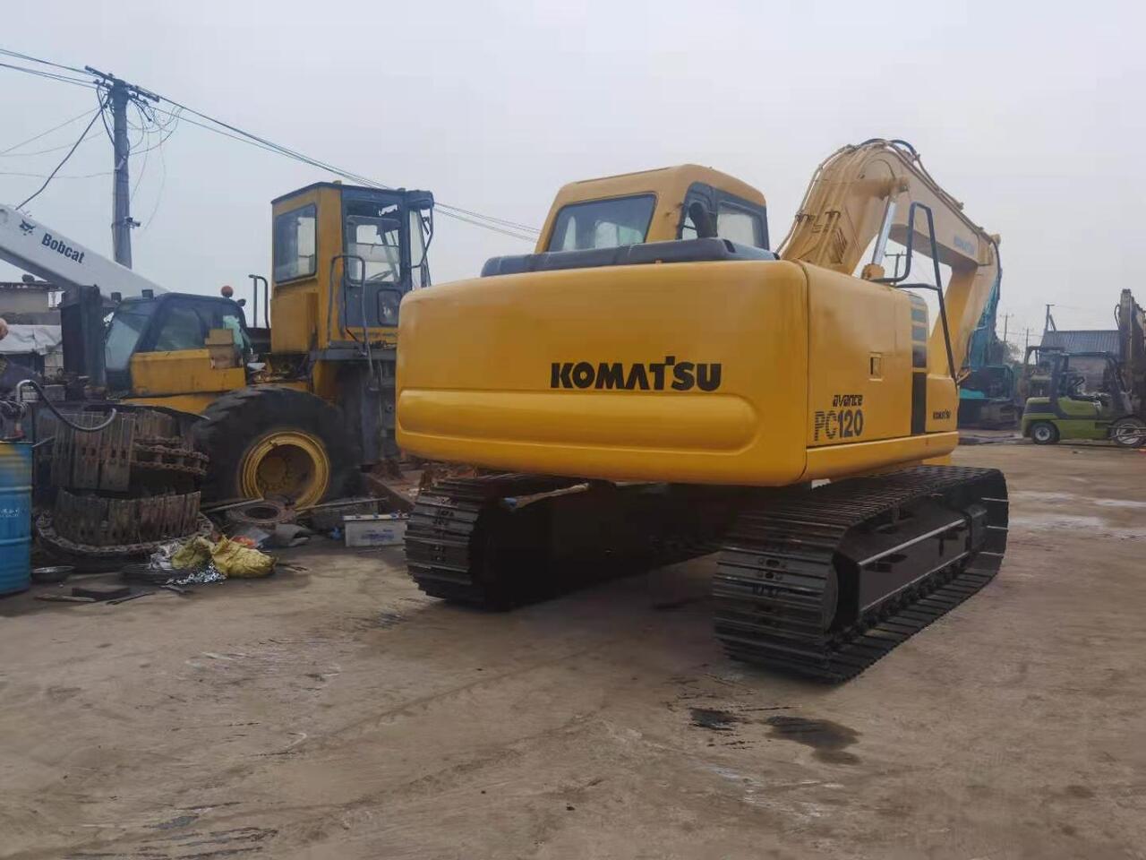 KOMATSU PC120-6 - Гусеничний екскаватор: фото 3 KOMATSU PC120-6 - Гусеничний екскаватор: фото 3