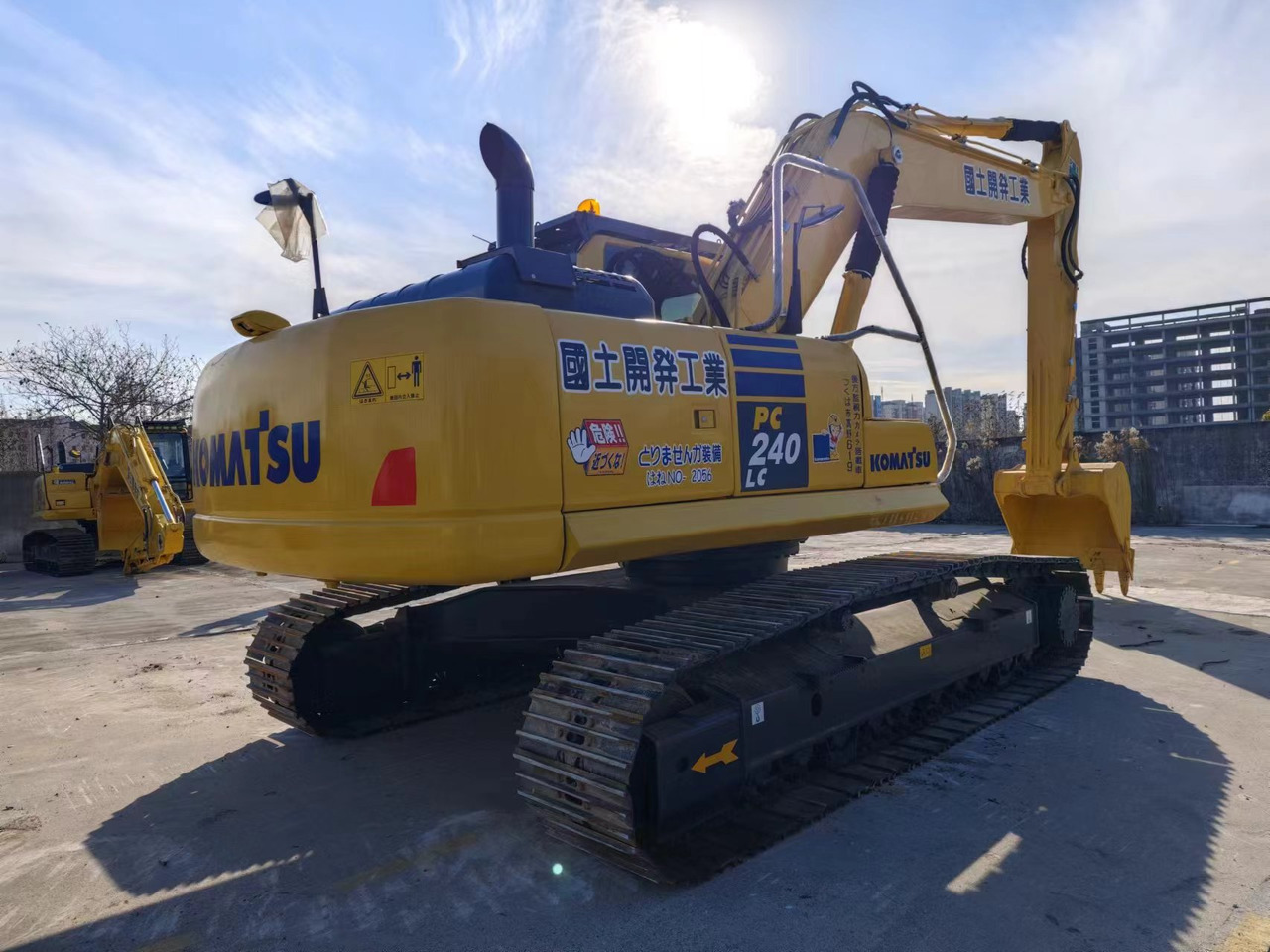 KOMATSU PC240LC-8N1 - Екскаватор: фото 3 KOMATSU PC240LC-8N1 - Екскаватор: фото 3