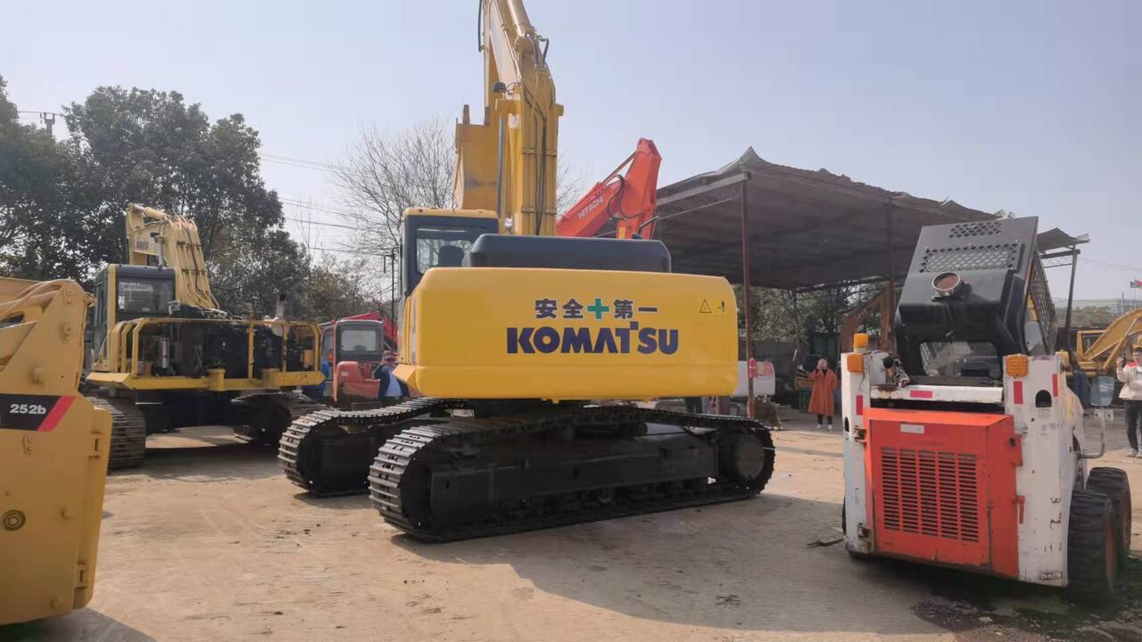 KOMATSU PC300-7 - Гусеничний екскаватор: фото 4 KOMATSU PC300-7 - Гусеничний екскаватор: фото 4