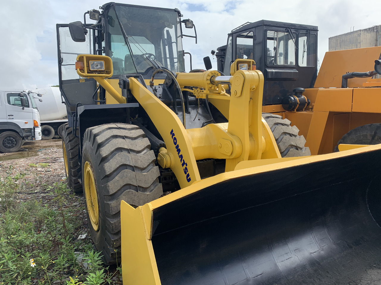 KOMATSU WA380Z - Колісний навантажувач: фото 2 KOMATSU WA380Z - Колісний навантажувач: фото 2