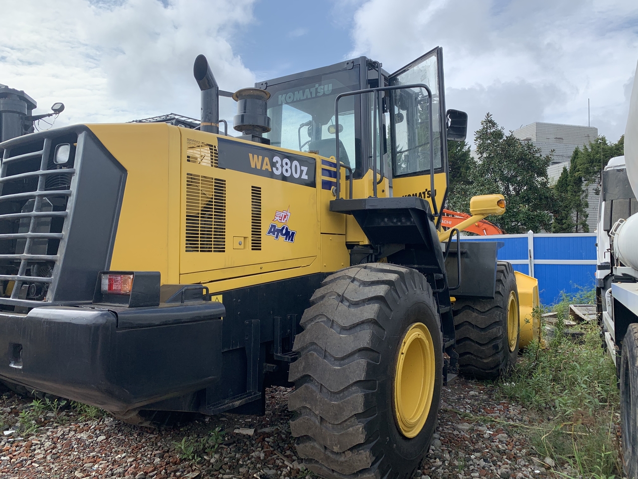KOMATSU WA380Z - Колісний навантажувач: фото 2 KOMATSU WA380Z - Колісний навантажувач: фото 2