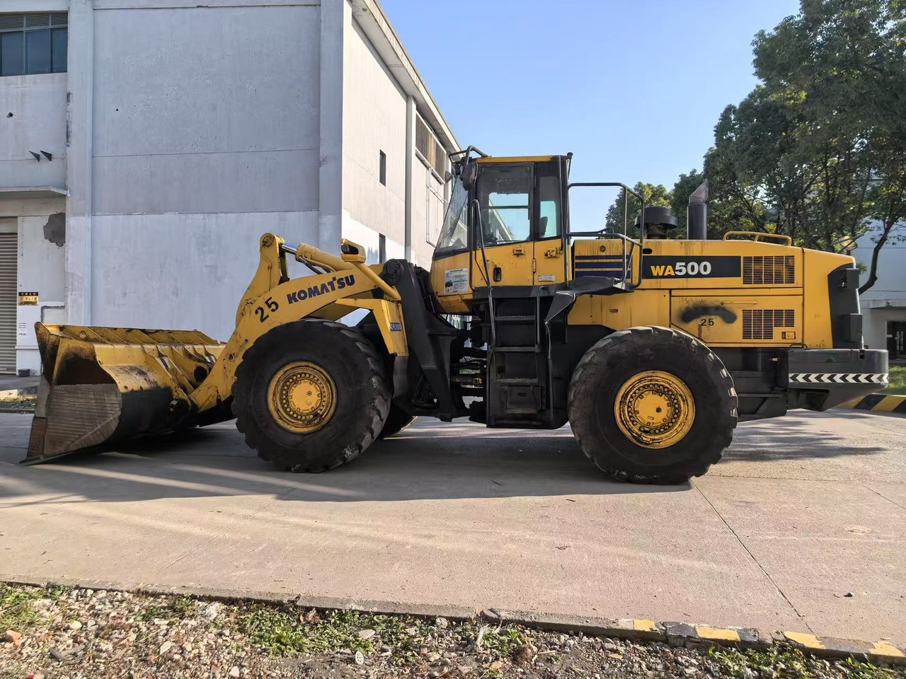 KOMATSU WA500-6 - Колісний навантажувач: фото 2 KOMATSU WA500-6 - Колісний навантажувач: фото 2