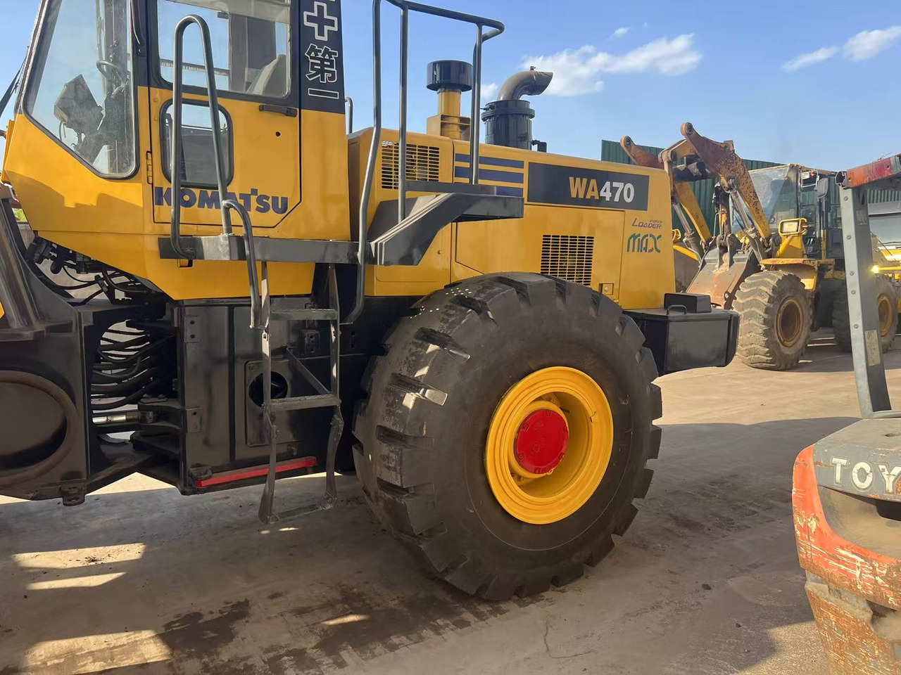 Komatsu WA470-3 - Колісний навантажувач: фото 5 Komatsu WA470-3 - Колісний навантажувач: фото 5