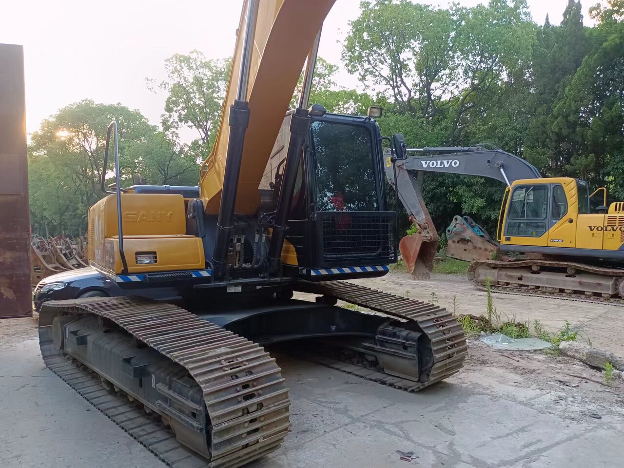 SANY SY215C - Гусеничний екскаватор: фото 3 SANY SY215C - Гусеничний екскаватор: фото 3