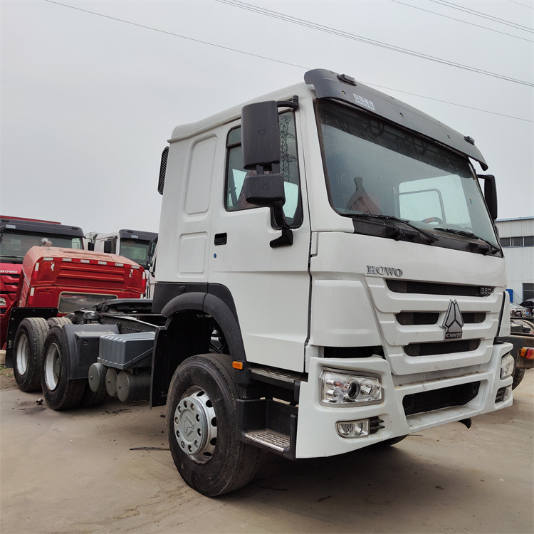 HOWO HOWO 6x4 380 tractor - Тягач: фото 2 HOWO HOWO 6x4 380 tractor - Тягач: фото 2
