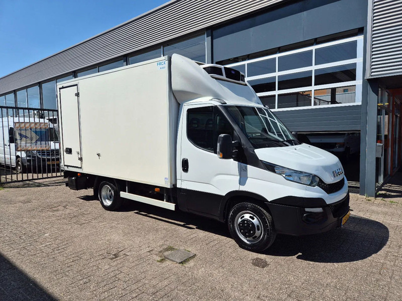 Iveco Daily 35C13 Koelkoffer Carrier Pulsor 400 -20C / +20C LBW Euro 6 - Фургон-рефрижератор: фото 1 Iveco Daily 35C13 Koelkoffer Carrier Pulsor 400 -20C / +20C LBW Euro 6 - Фургон-рефрижератор: фото 1