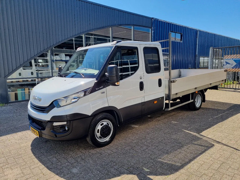 Iveco Daily 35C18 3.0D DC 6 zits Open laadbak 4.10m EURO 6 - Легка бортова вантажівка, Вантажопасажирський фургон: фото 4 Iveco Daily 35C18 3.0D DC 6 zits Open laadbak 4.10m EURO 6 - Легка бортова вантажівка, Вантажопасажирський фургон: фото 4