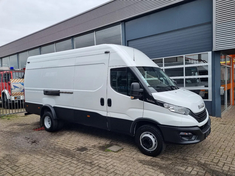 Iveco Daily 70C18 3.0D L4H3 Hi-Matic Euro 6 GVW 7000 kg - Суцільнометалевий фургон: фото 1 Iveco Daily 70C18 3.0D L4H3 Hi-Matic Euro 6 GVW 7000 kg - Суцільнометалевий фургон: фото 1