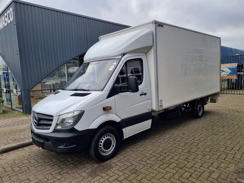 Mercedes-Benz Sprinter 314 CDI Koffer 20 M3 LBW Dhollandia Euro 6B - Фургон з закритим кузовом: фото 4 Mercedes-Benz Sprinter 314 CDI Koffer 20 M3 LBW Dhollandia Euro 6B - Фургон з закритим кузовом: фото 4
