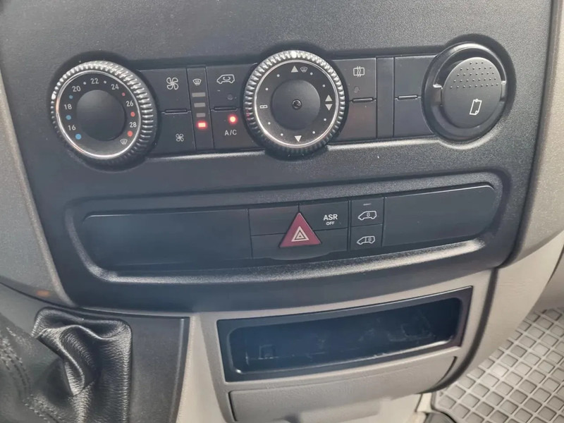 Суцільнометалевий фургон Mercedes-Benz Sprinter 314 CDI/ L2H2/ Aut./ Airco/ Camera/ Navi: фото 15 Суцільнометалевий фургон Mercedes-Benz Sprinter 314 CDI/ L2H2/ Aut./ Airco/ Camera/ Navi: фото 15