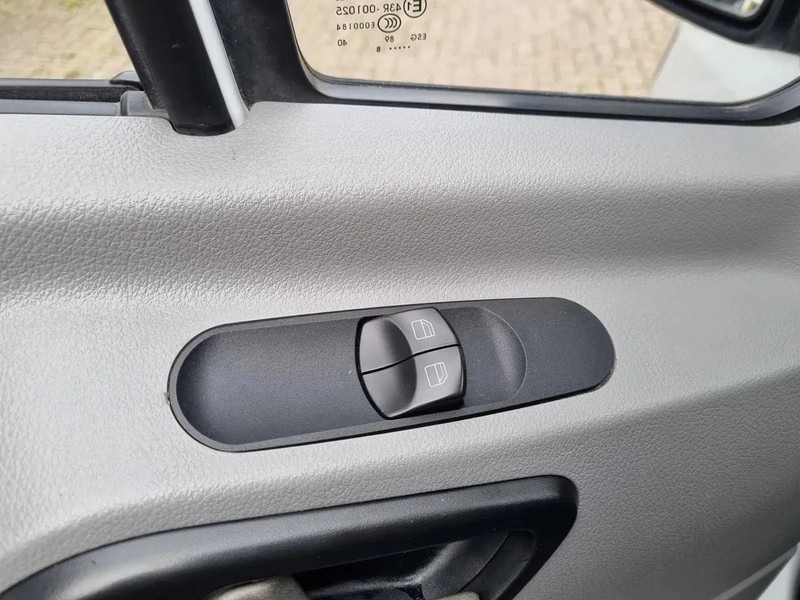 Суцільнометалевий фургон Mercedes-Benz Sprinter 314 CDI/ L2H2/ Aut./ Airco/ Camera/ Navi: фото 17 Суцільнометалевий фургон Mercedes-Benz Sprinter 314 CDI/ L2H2/ Aut./ Airco/ Camera/ Navi: фото 17