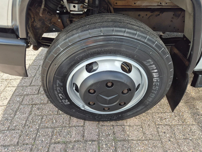 Суцільнометалевий фургон Mercedes-Benz Vario 816 L3H2 MAXI EURO 4/ Taillift/ Roofrack: фото 11 Суцільнометалевий фургон Mercedes-Benz Vario 816 L3H2 MAXI EURO 4/ Taillift/ Roofrack: фото 11