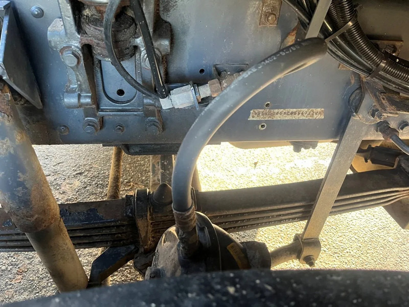 DAF CF 85.340 8X4 HOLLAND TRUCK FULL STEEL SUSPENSION MANUAL ZF GEARBOX - Тросовий мультиліфт: фото 5 DAF CF 85.340 8X4 HOLLAND TRUCK FULL STEEL SUSPENSION MANUAL ZF GEARBOX - Тросовий мультиліфт: фото 5