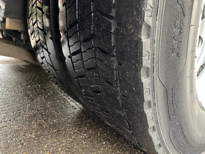 Вантажівка з закритим кузовом Iveco Stralis 190 310 HP ORIGINAL HOLLAND TRUCK EXCELLENT CONDITION: фото 7 Вантажівка з закритим кузовом Iveco Stralis 190 310 HP ORIGINAL HOLLAND TRUCK EXCELLENT CONDITION: фото 7