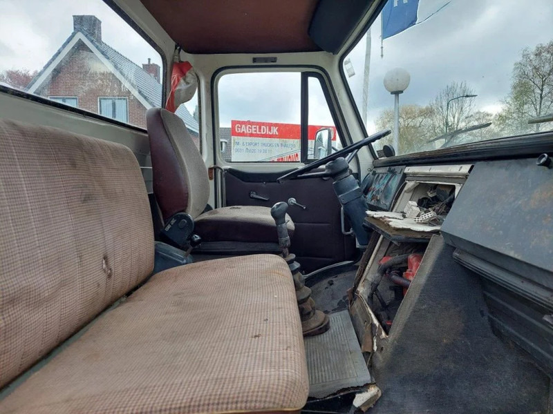 Самоскид вантажівка MAN 32.240 6x4 FULL STEEL SPRING KIPPER MANUAL GEARBOX: фото 9