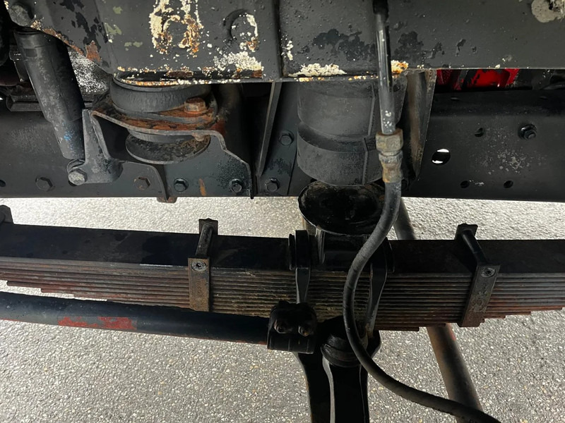 Самоскид вантажівка MAN 32.240 6x4 FULL STEEL SPRING KIPPER MANUAL GEARBOX: фото 7