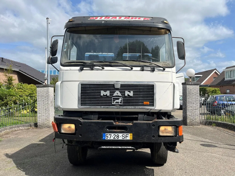 MAN 35.372 35 302 8X6 KIPPER MANUAL ZF GEARBOX FULL STEEL SPRING - Самоскид вантажівка: фото 2 MAN 35.372 35 302 8X6 KIPPER MANUAL ZF GEARBOX FULL STEEL SPRING - Самоскид вантажівка: фото 2