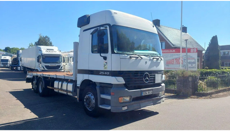 Mercedes-Benz Actros 2540 6x2 3 Pedels Plato - Бортова вантажівка/ Платформа: фото 2 Mercedes-Benz Actros 2540 6x2 3 Pedels Plato - Бортова вантажівка/ Платформа: фото 2