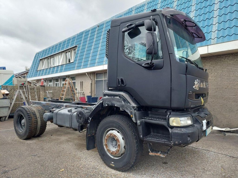 Renault Kerax 270 DCI FULL STEEL SPRING BIG AXLE - Вантажівка шасі: фото 2 Renault Kerax 270 DCI FULL STEEL SPRING BIG AXLE - Вантажівка шасі: фото 2