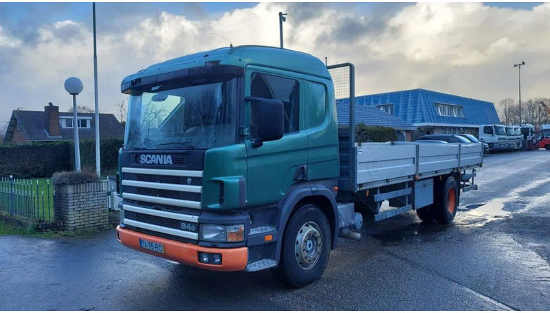 Scania P94-220 Manual Steel - Бортова вантажівка/ Платформа: фото 1 Scania P94-220 Manual Steel - Бортова вантажівка/ Платформа: фото 1