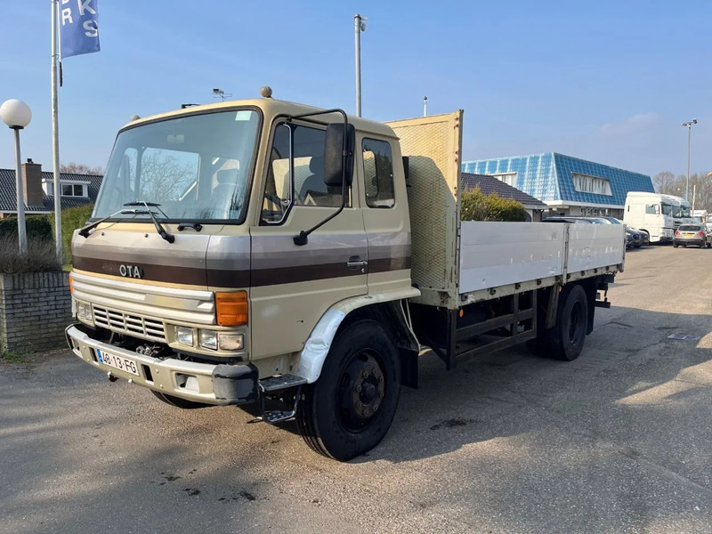 Toyota HINO HINO FF 173 L-W3 - Бортова вантажівка/ Платформа: фото 1 Toyota HINO HINO FF 173 L-W3 - Бортова вантажівка/ Платформа: фото 1
