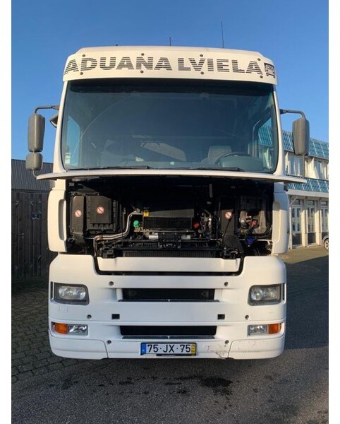 MAN TGA 18.480 6 HEAD ENGINE AUTOMATIC RETARDER - Тягач: фото 5 MAN TGA 18.480 6 HEAD ENGINE AUTOMATIC RETARDER - Тягач: фото 5