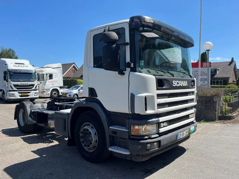 Scania P94-300 94 MANUAL GEARBOX AIRCO RETARDER 10-2004 - Тягач: фото 4 Scania P94-300 94 MANUAL GEARBOX AIRCO RETARDER 10-2004 - Тягач: фото 4