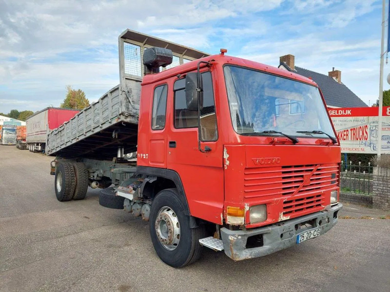 Volvo FL 10 4X2 Kipper - Самоскид вантажівка: фото 2 Volvo FL 10 4X2 Kipper - Самоскид вантажівка: фото 2