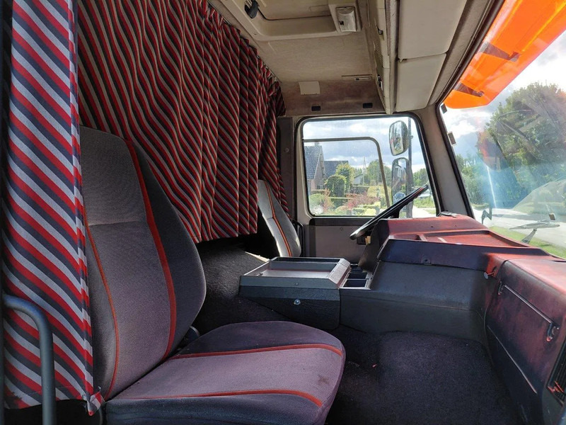 Volvo FL 7.260 !!! FULL STEEL SUSPENSION !!! MECHANIC ENGINE !!! - Рефрижератор вантажівка: фото 4 Volvo FL 7.260 !!! FULL STEEL SUSPENSION !!! MECHANIC ENGINE !!! - Рефрижератор вантажівка: фото 4