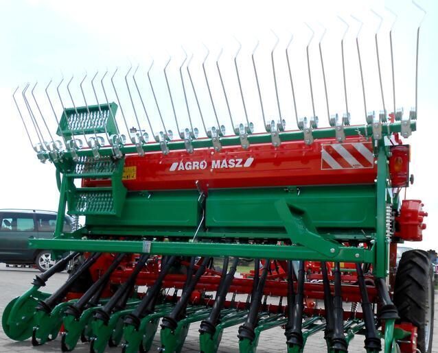 AGRO-MASZ SR-250 / SEMBRADORA - Сівалка: фото 1 AGRO-MASZ SR-250 / SEMBRADORA - Сівалка: фото 1