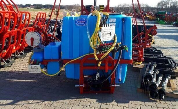 BIARZDKI Opryskiwacz zawieszany 1000 l / 15 - Обприскувач навісний: фото 3 BIARZDKI Opryskiwacz zawieszany 1000 l / 15 - Обприскувач навісний: фото 3