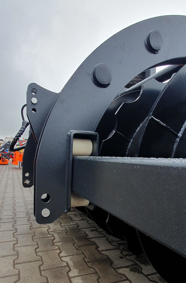 METAL-TECHNIK Wał Pryzmowy MT2 z dociskiem - Каток польовий: фото 2 METAL-TECHNIK Wał Pryzmowy MT2 z dociskiem - Каток польовий: фото 2